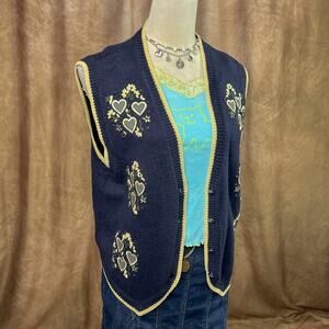 Vintage Y2K Embroidered Sweater Vest Floral Heart Vest Cottagecore Garden Granny